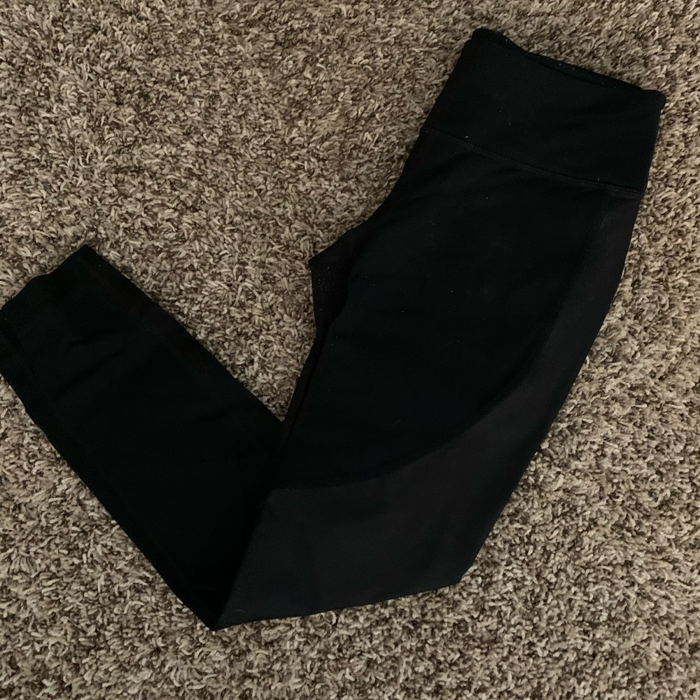 Athletic leggings